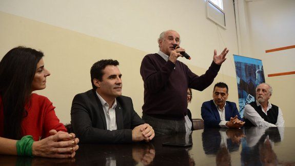 el pj cerro filas: parrilli y martinez encabezan las listas