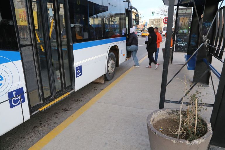 Los subsidios al transporte público en Neuquén, en debate.