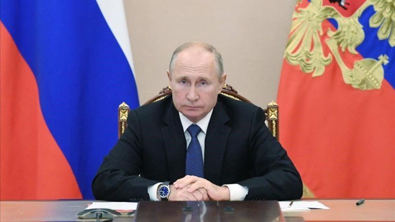 Putin dice que la Sputnik V combate las nuevas variantes del Covid-19