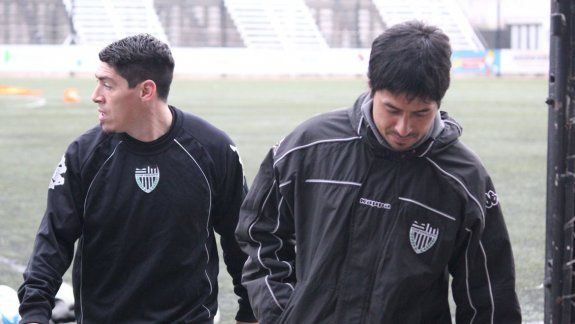 El ex delantero acompañará a Cristian Bravo en la preparación física.