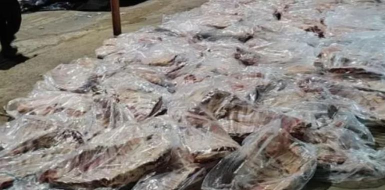 La policía decomisó la carga en presencia de testigos, luego del control realizado en el cruce de las rutas 152 y 9. La policía decomisó la carga en presencia de testigos, luego del control realizado en el cruce de las rutas 152 y 9.