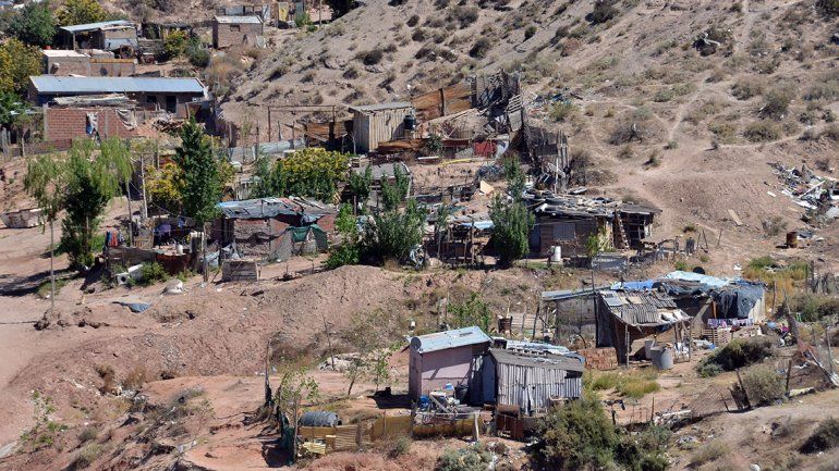 Informe: para no ser pobre, hay que ganar el doble que en 2017