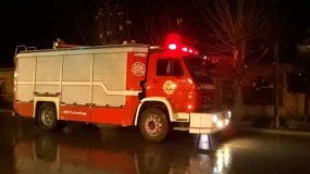 Dos dotaciones de bomberos trabajaron en el lugar.&nbsp;