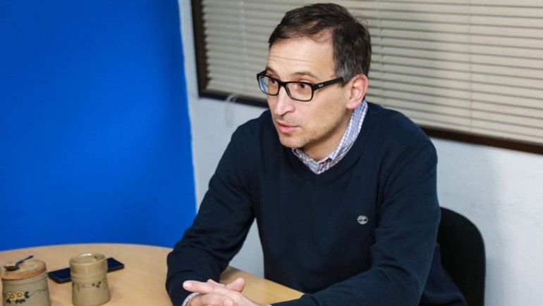 Carreras cambia el Gabinete a un mes de asumir