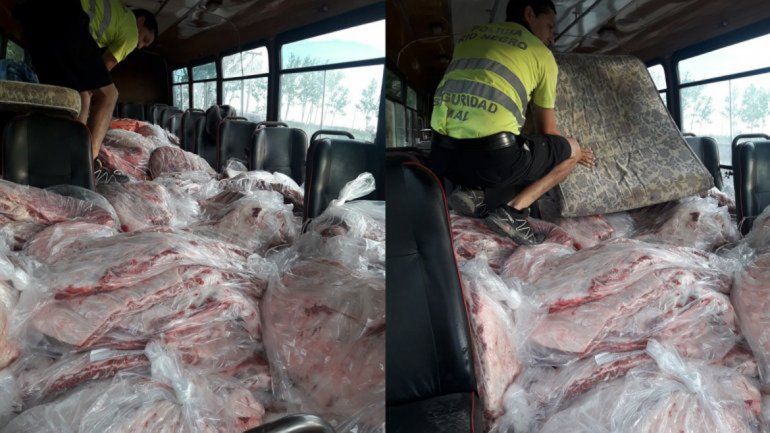 El colectivo estaba cargado de costillares.