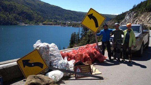 Sacaron la basura de los acantilados del lago Lácar