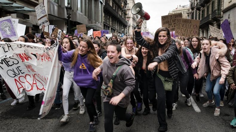 Entre la decepción y la esperanza: qué piensan los jóvenes de la política | LM Neuquen Entre la decepción y la esperanza: qué piensan los jóvenes de la política
