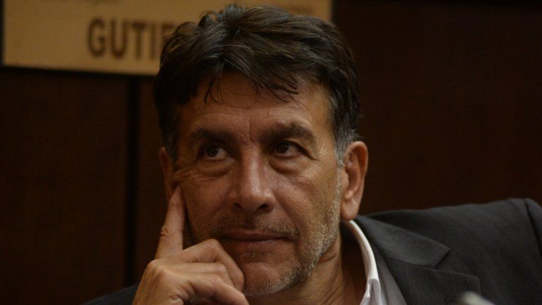 El diputado provincial Fuentes impulsa el proyecto de ley.