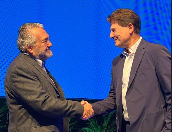 Daniel Fenoglio, de Grupo Pacuca, y Tomás Blasco, de Vall Companys Daniel Fenoglio, de Grupo Pacuca, y Tomás Blasco, de Vall Companys 