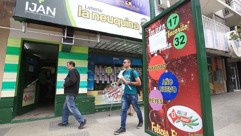 Otro millonario salió de la agencia del Ruso: el entero del Gordo de Navidad se vendió completo
