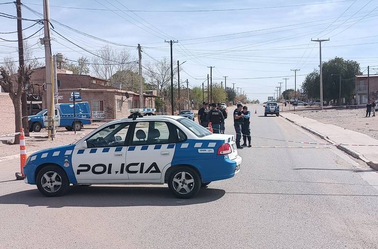 Quién es el hombre asesinado a quemarropa en Rincón de los Sauces