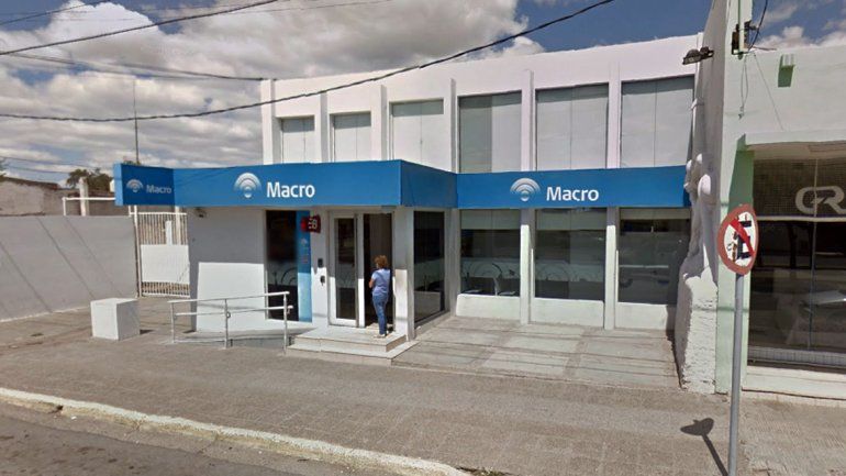 La víctima retiró el dinero del cajero del banco Macro de Cutral Co.