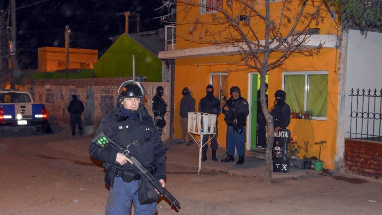 Golpe a kiosco narco: tres jóvenes fueron detenidos