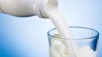 Cuidado con la leche: las 5 señales para descubrir si fue adulterada