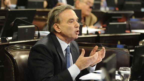 Entre Fernández y Macri