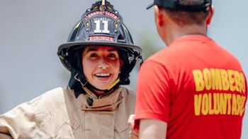 el video viral de maria becerra como bombera voluntaria en peru el video viral de maria becerra como bombera voluntaria en peru
