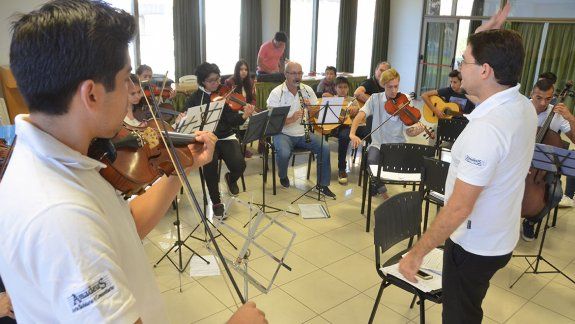 Una década a puro arte solidario de primera calidad