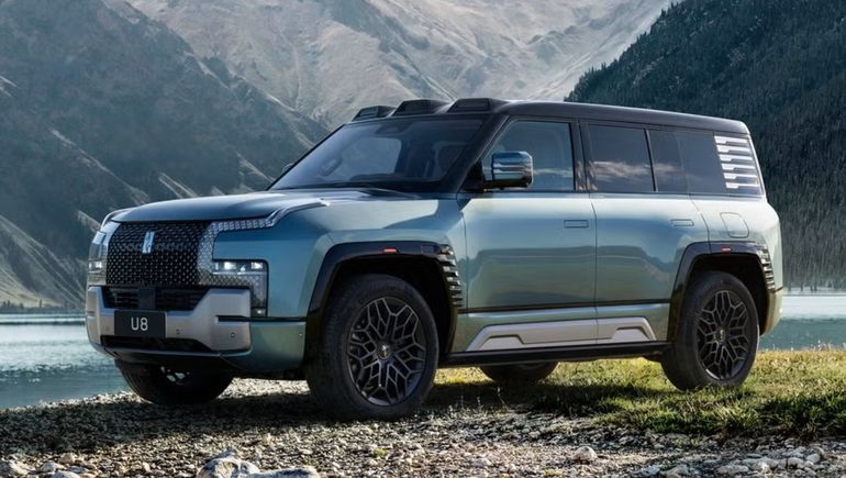 Yangwang U8, el SUV que flota, es imponente: mide más de cinco metros de largo. Yangwang U8, el SUV que flota, es imponente: mide más de cinco metros de largo.