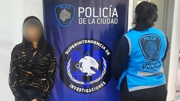 Viuda negra lo drogó y le vació el departamento