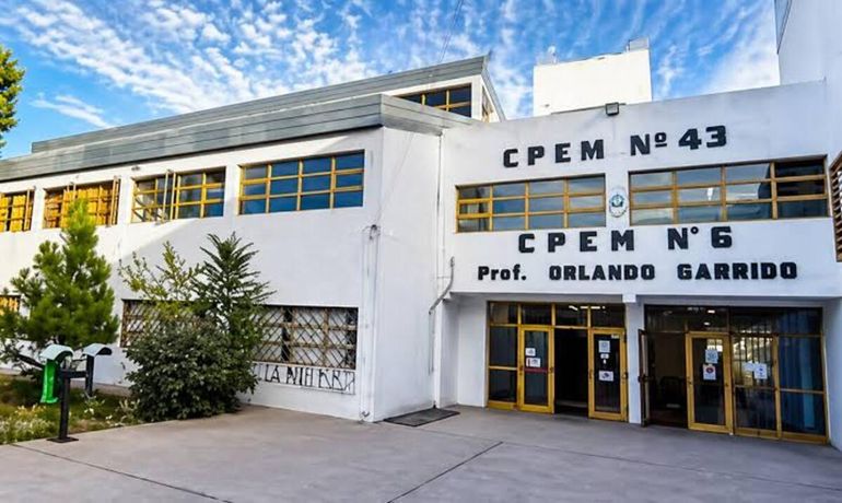 Investigan por qué fue armado el alumno del CPEM 6 de Cutral Co