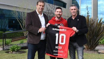 el ingenioso tuit de newells que le da la bienvenida a messi el ingenioso tuit de newells que le da la bienvenida a messi