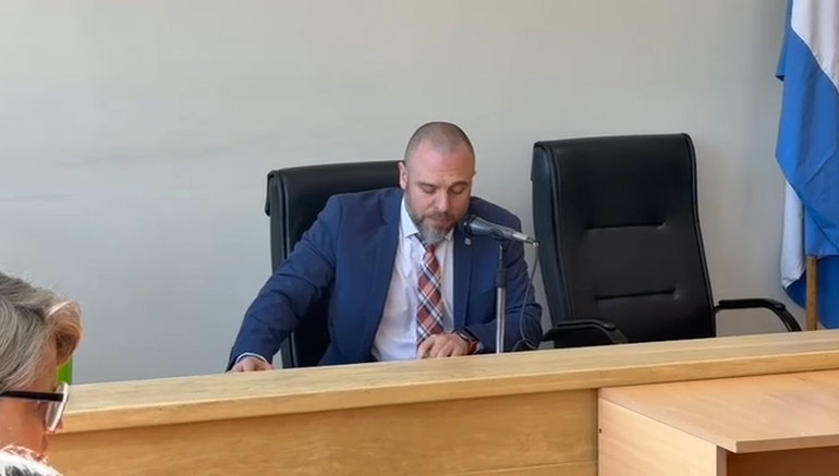 La lectura de la pena de cadena perpetua para el femicida de Ana Calfin, este jueves en Esquel. La lectura de la pena de cadena perpetua para el femicida de Ana Calfin, este jueves en Esquel.