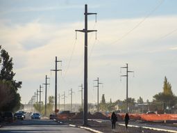 La obra de la Avenida Lago Traful en Centenario quedó abandonada en 2023.