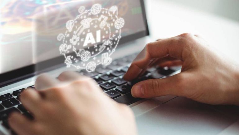 Imágenes de menores creadas con inteligencia artificial en General Roca: investigan si participaron adultos