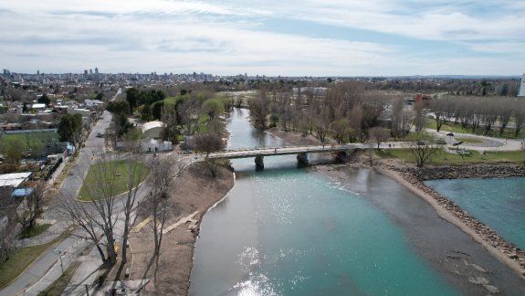 Así está el brazo del río Limay que había quedado sin agua