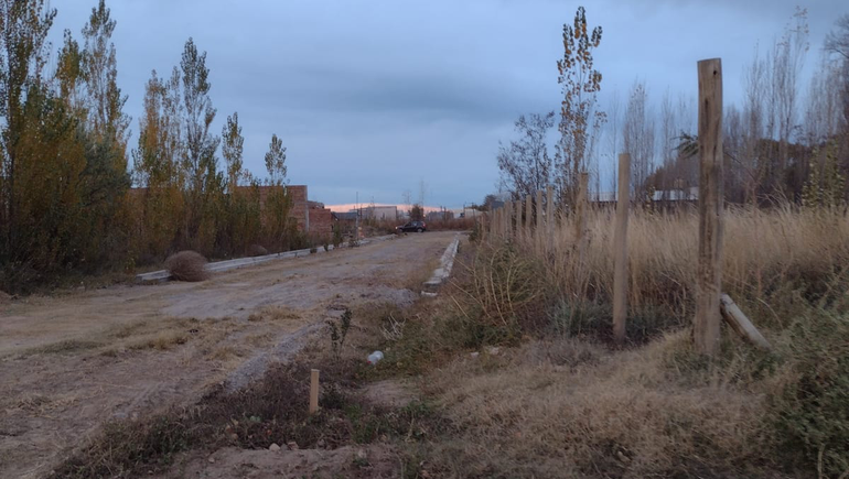 Los vecinos de Plottier aseguran que aún no hay respuestas sobre la fecha de entrega.