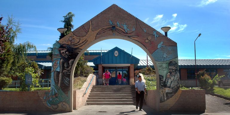 Las autoridades del hospital de Junín de los Andes instaron a la población a vacunarse con el objetivo de lograr la inmunidad comunitaria a los fines de detener el avance del coronavirus.