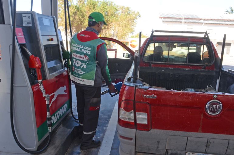 En qué estaciones de Neuquén ya impactó el aumento de los combustibles