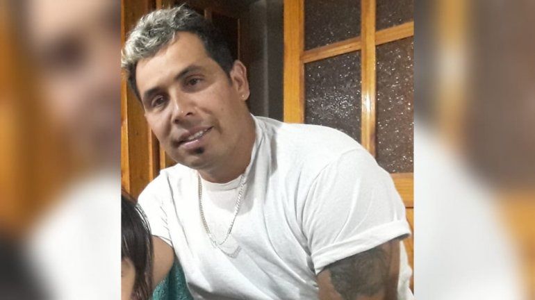 Salió de su casa a bordo de una camioneta y no volvió más