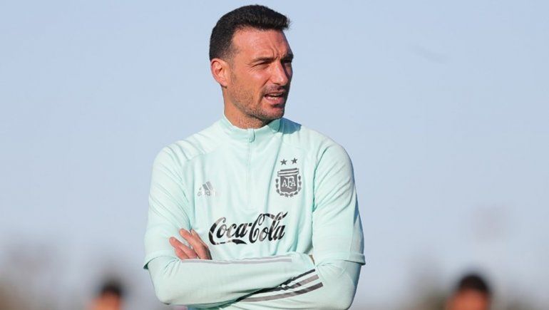 Acuña pelea por un lugar entre los 11 para el partido con Chile