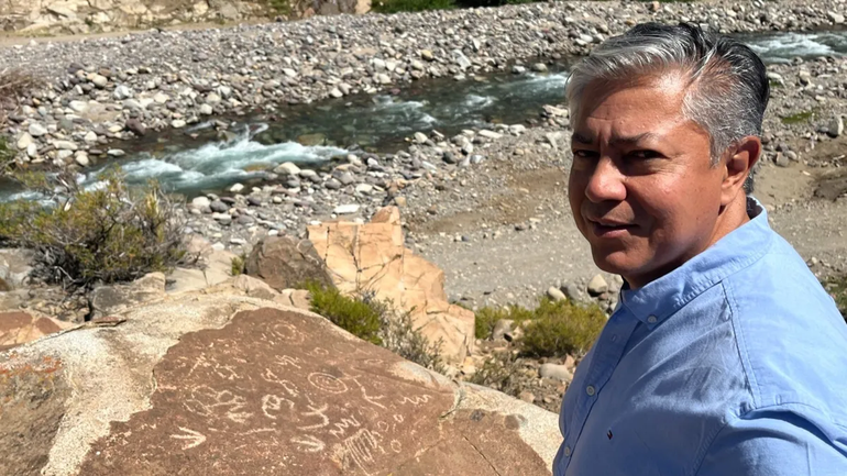 Rolando Figueroa en el parador arqueológico de Colo michi Có