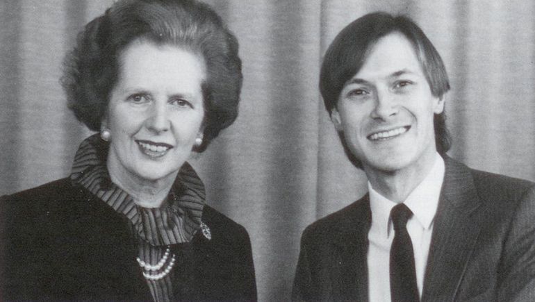 Thatcher y David Amess.