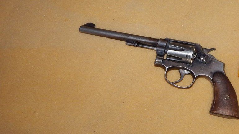 El revólver calibre 38 Special Smith & Wesson utilizado en el ataque.