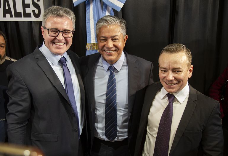 Rolando Figueroa, junto a Claudio Larraza. Rolando Figueroa, junto a Claudio Larraza.