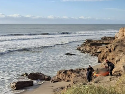 Un pescador murió al volcar con su kayak cerca de Santa Clara del Mar Un pescador murió al volcar con su kayak cerca de Santa Clara del Mar