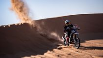santiago rostan avanza en el rally dakar y lo celebra con un cuartetazo santiago rostan avanza en el rally dakar y lo celebra con un cuartetazo