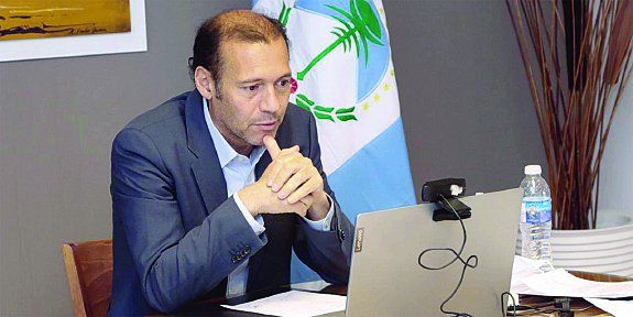 El gobernador de la provincia hizo repaso de las gestiones de obras.