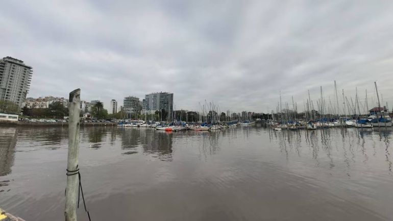 La zona en la que navegaron los jóvenes antes de que Martín se perdiera en las aguas (Captura de Google Maps) La zona en la que navegaron los jóvenes antes de que Martín se perdiera en las aguas (Captura de Google Maps)