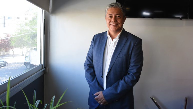 Rolando Figueroa podría tener un candidato a intendente del PJ