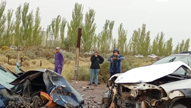 En medio de la lluvia se registró un fuerte choque en Trenque Lauquén y Pergamino. En medio de la lluvia se registró un fuerte choque en Trenque Lauquén y Pergamino.
