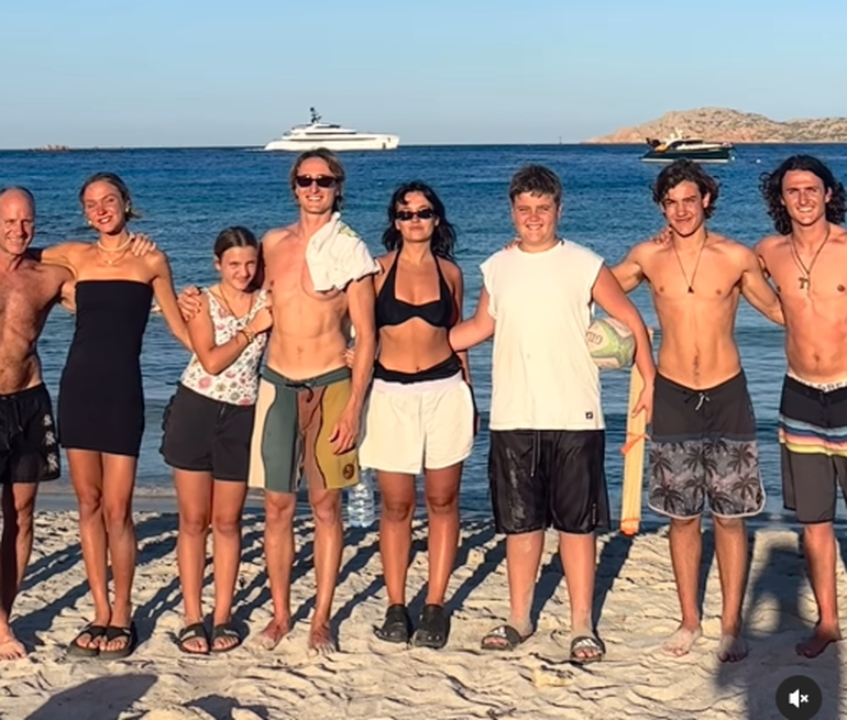 La numerosa familia de Maru Botana. La numerosa familia de Maru Botana.