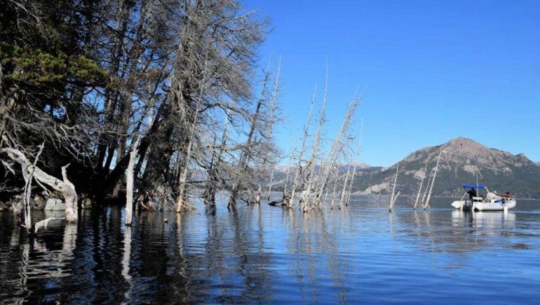 Reforzarán el monitoreo de la ladera que podría generar un tsunami en el Lago Traful