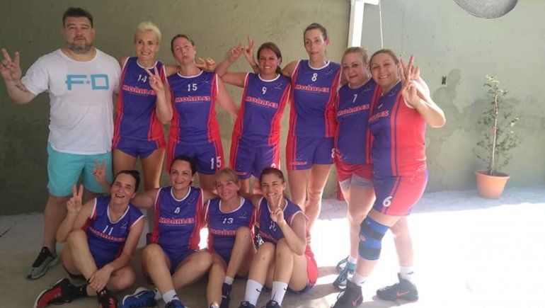 El maxibásquet de mujeres ya es furor en Club Alta Barda