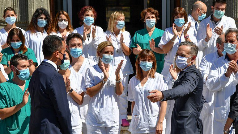 Europa y un ejercito de médicos por temor al rebrote