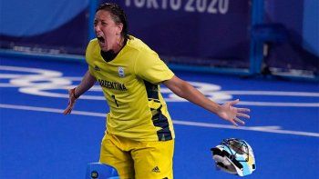 la arquera de las leonas llamo a su hijo a la escuela y le hizo una promesa la arquera de las leonas llamo a su hijo a la escuela y le hizo una promesa