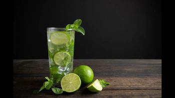 Cócteles sin alcohol, deliciosos y refrescantes. Cócteles sin alcohol, deliciosos y refrescantes.